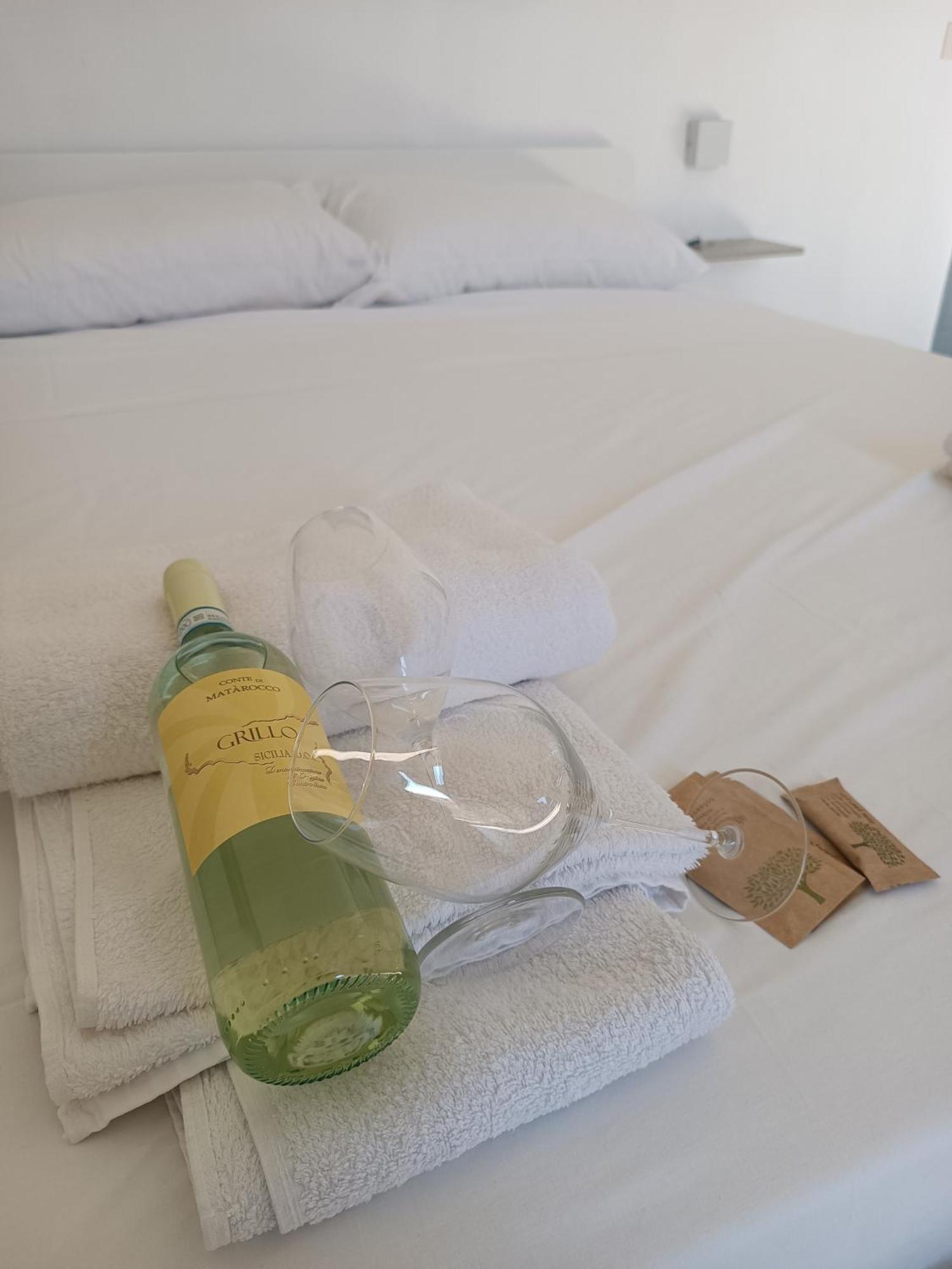 I Balconi Di Porta Mazara Bed & Breakfast Marsala Exterior photo